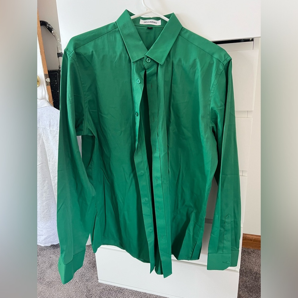 Green button down